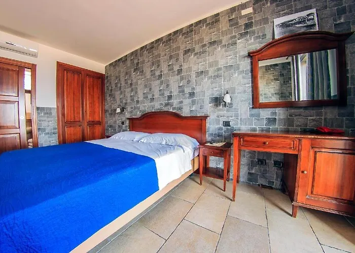 B&B: B&B Capomulini