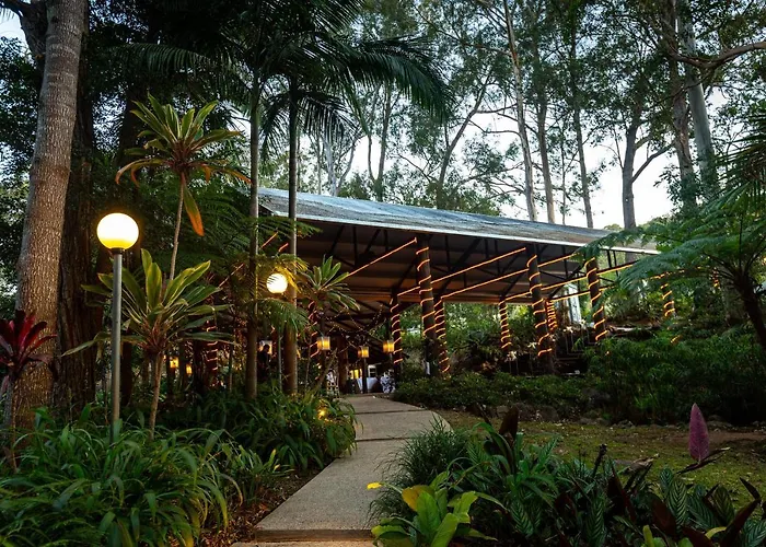 : Cedar Creek Lodges