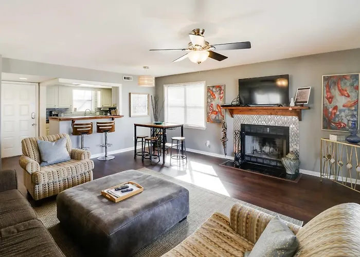 Cozy Lake Hamilton Condo With Balcony And Pool Access!