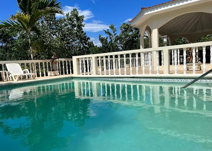 Retreat Guest House