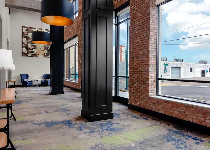 Pet Friendly hotel: Hyatt House Nashville Downtown-Convention Center
