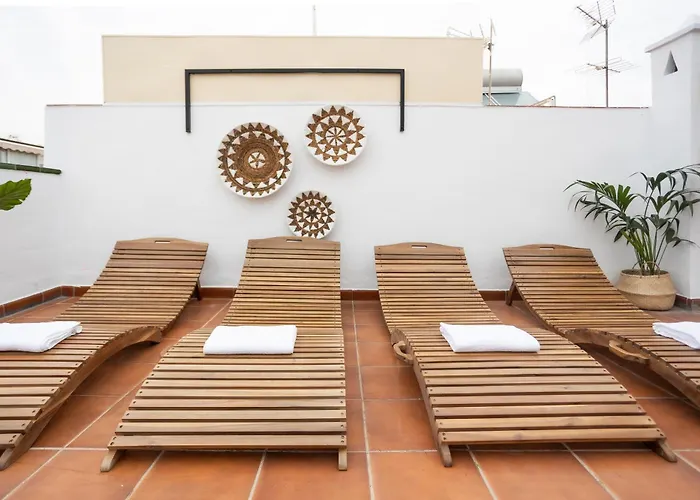 Naim Guest House Nerja