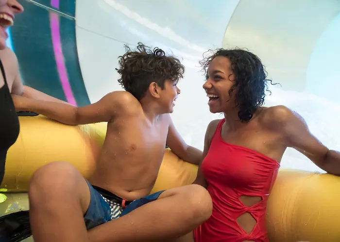 Great Wolf Lodge New England