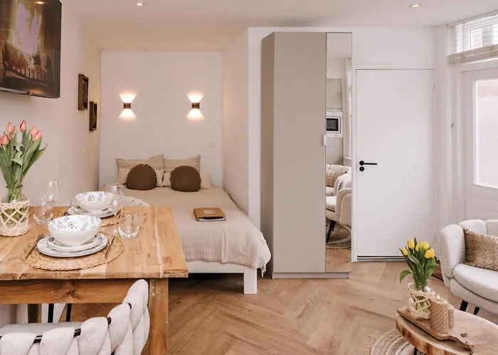  Casa La Vida Beach House