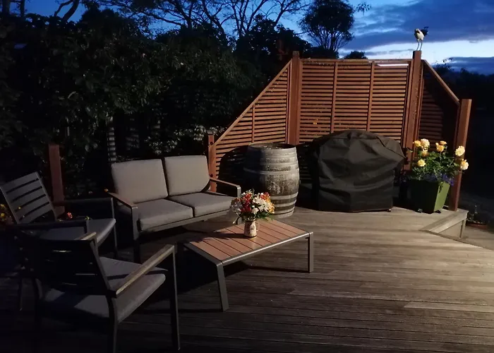 Reeves Retreat-Handy In Tasman