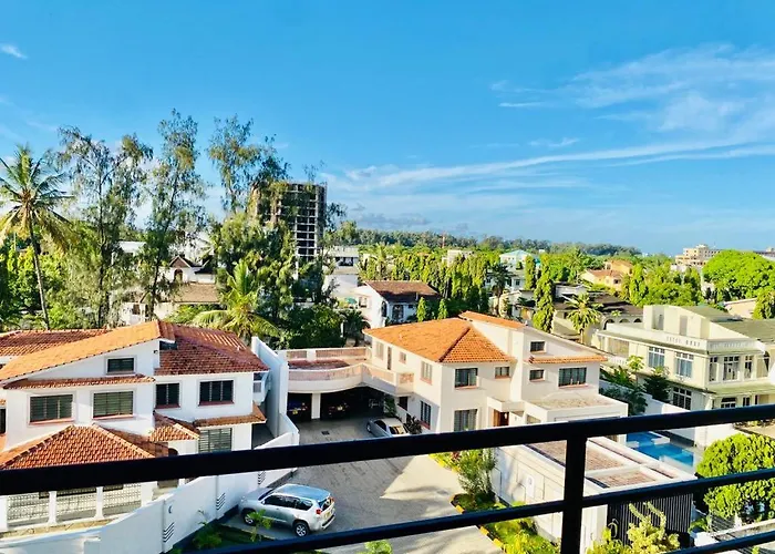 Mine Is A Bnb House, With 3 Bedrooms. One Master Bedroom. It'S I Pavilion Suites Apartment, Block 1House N.