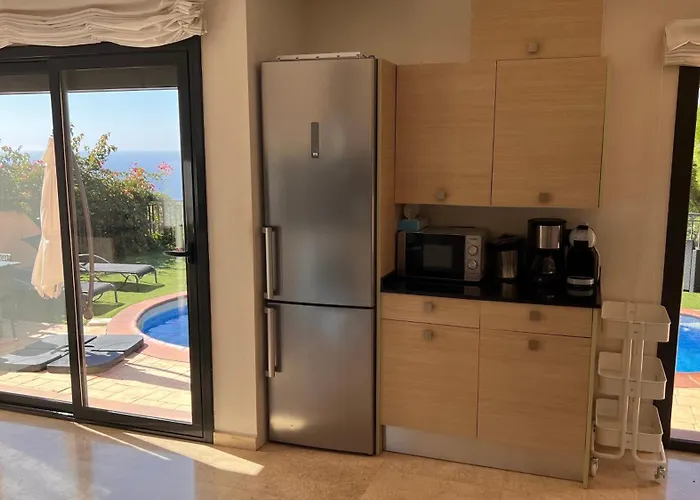 Luxury Villa Marina