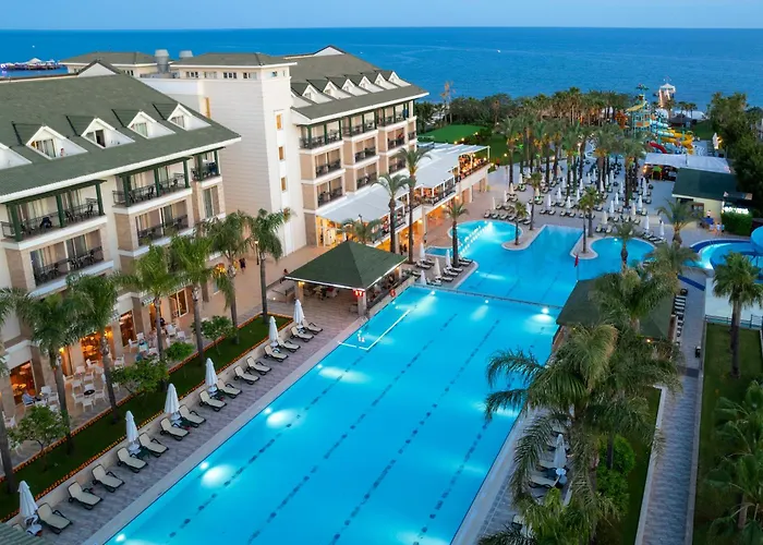 Luxe hotel: Dobedan Beach Resort Comfort "Ex Brand Alva Donna Beach Resort Comfort"