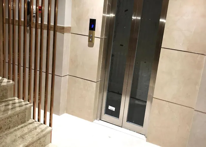 Family Hotel: Hotel Amber Paramount