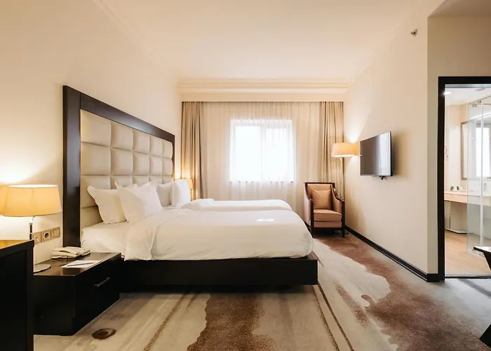 Romantic hotel: Paris Hotel Yerevan