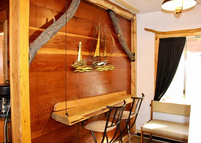 Boulder Bay Cottages