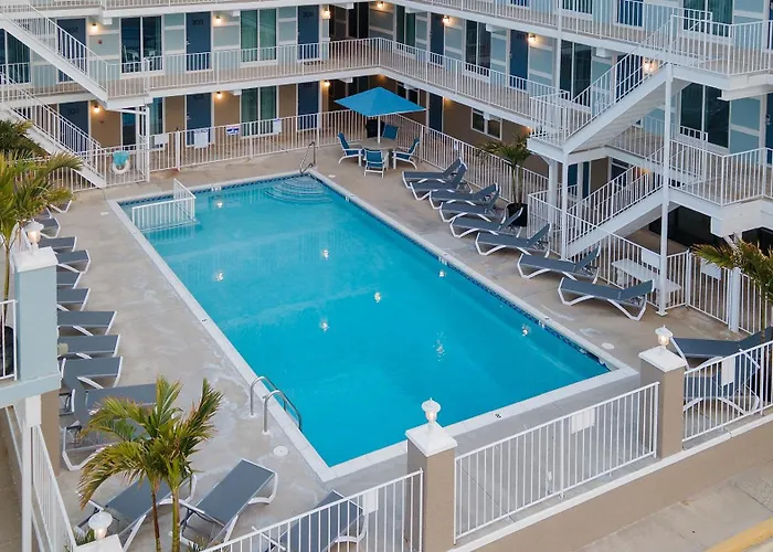 Harbor Light Family Resort