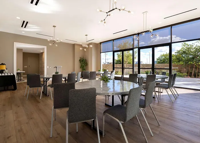 Hilton Garden Inn Resort