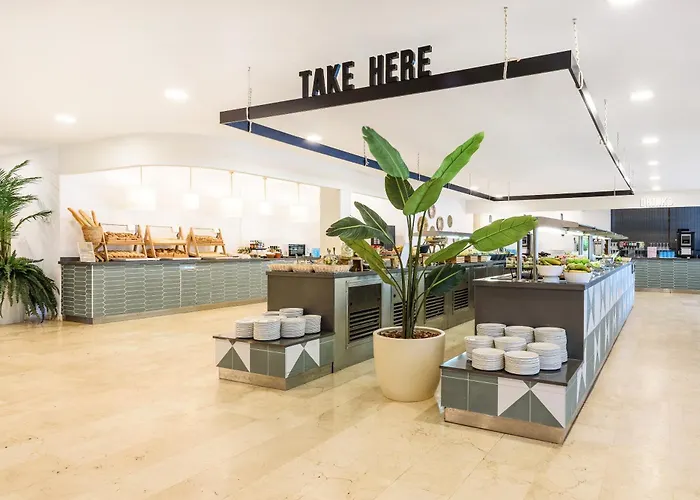 Fergus Club Palmanova Park