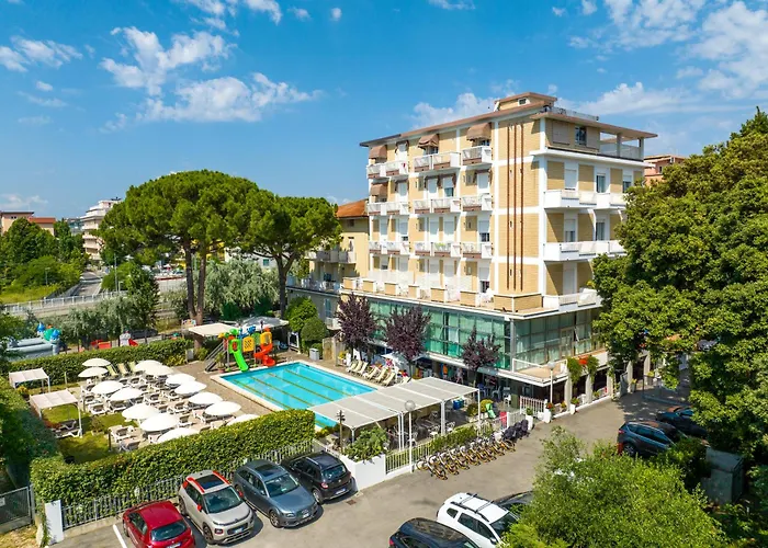 Lotus Hotel All Inclusive & Spiaggia