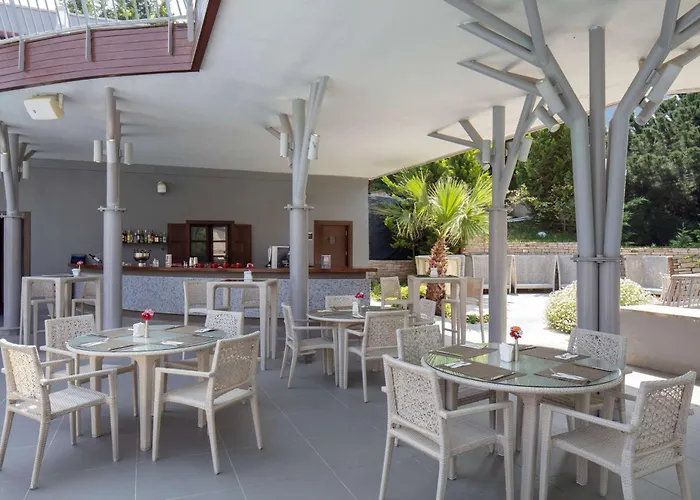 Familiehotel: Doubletree By Hilton Kusadasi