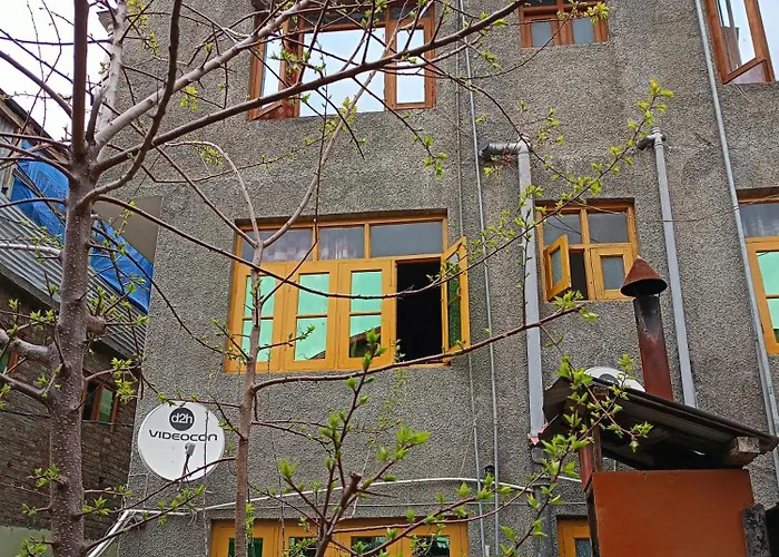 Guest house: Queen Palace Guest House