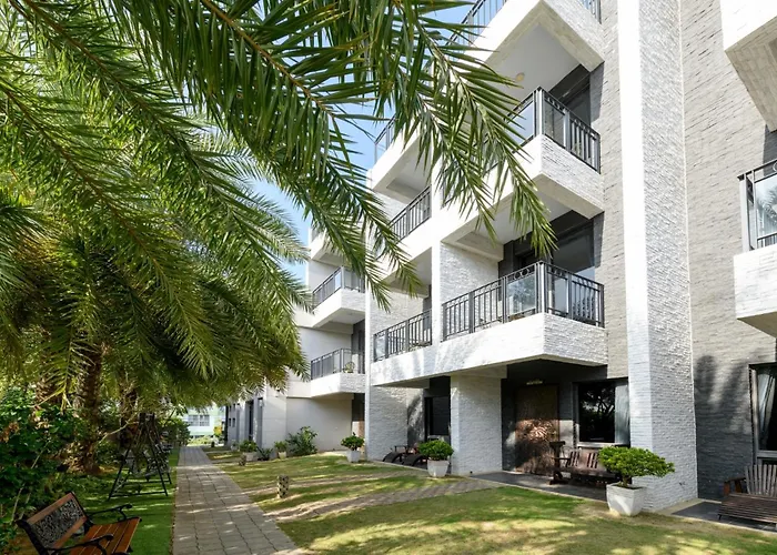 Oceanic Pearl Resort