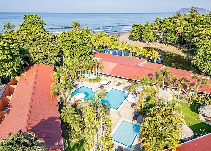 Pet Friendly hotel: Beach Break Resort