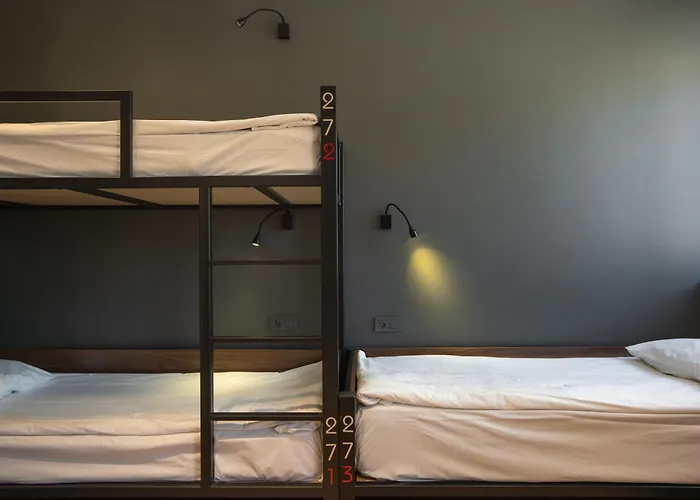 Kantar Hostel