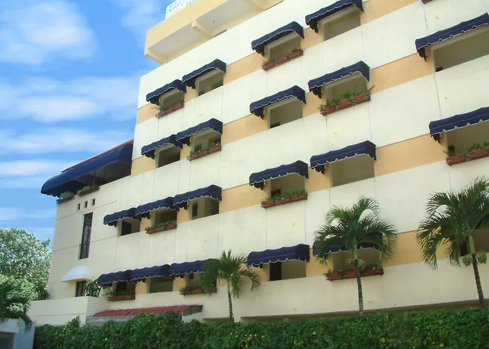 Royal Palace Hotel