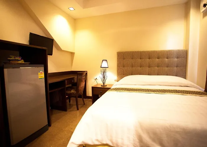 Cheap hotel: At Home At Chiang Mai