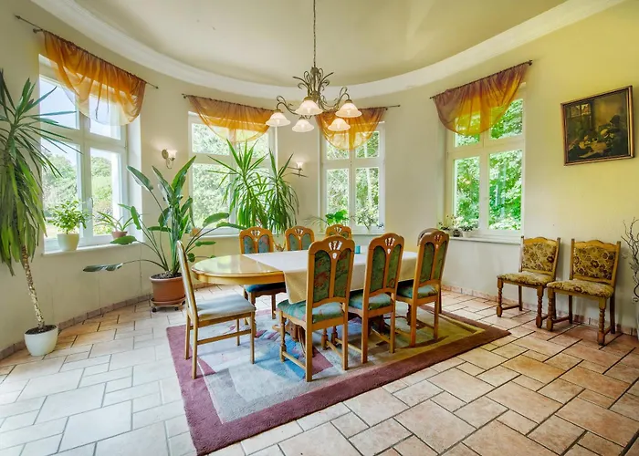 Villa Parkhaus