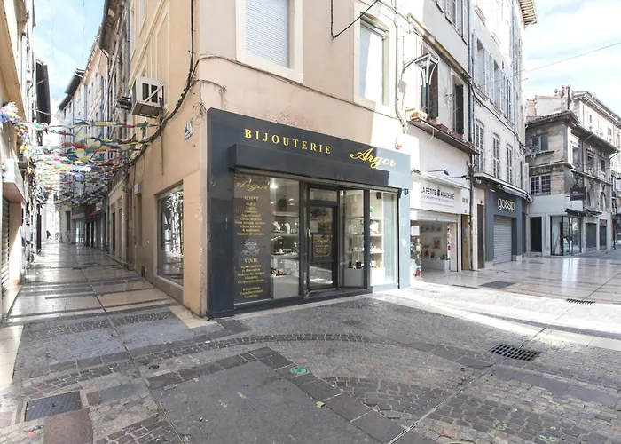 Charme Au Coeur D'Avignon