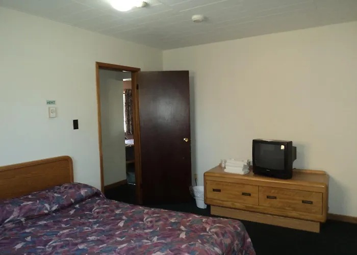 Oasis Motel By The Falls