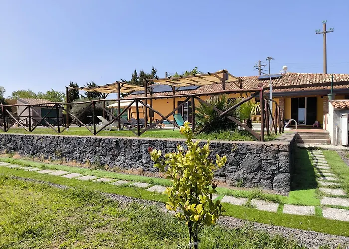 Villa Egle Belpasso, villa vacanza con piscina