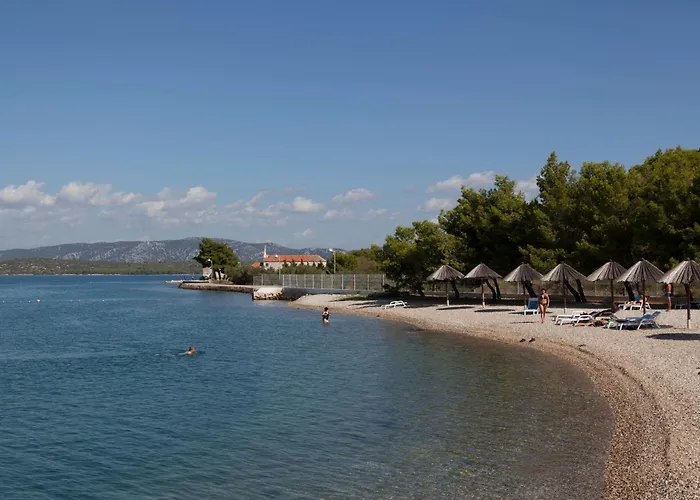 Hotel Stomorin-Marina Hramina