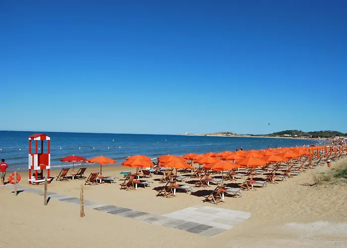 Hotel con tennis: Santa Maria villaggio turistico