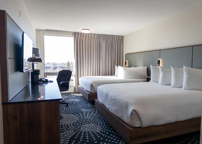 Casino hotel: Carriage House Hotel And Conference Centre