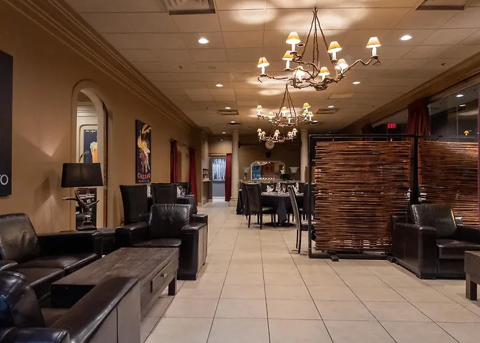 Casino hotel: Carriage House Hotel And Conference Centre