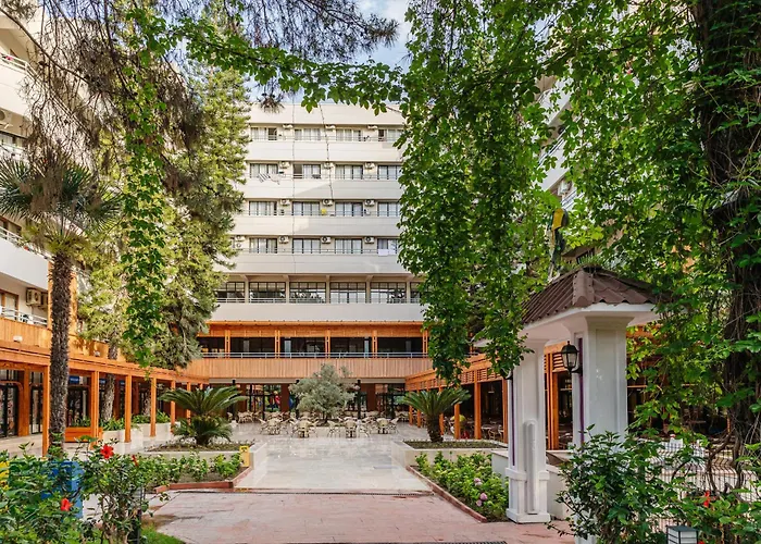 Fun & Sun Club Saphire