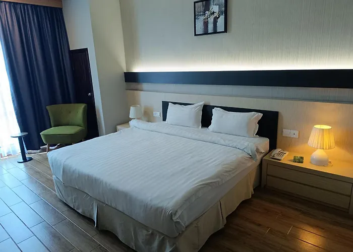 Familiehotel: Lintas Platinum Hotel