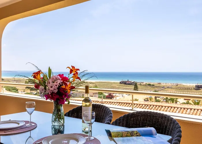 Ferienvermietung: Vila Palmeira Beach Resort