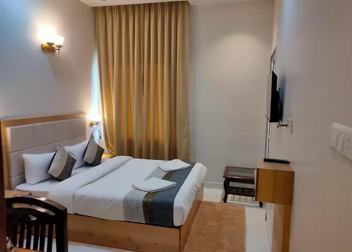 Hvh Kashi Vishwanath - 400 Meters From Kashi Vishwanath Temple & Ganga Aarti Ghat