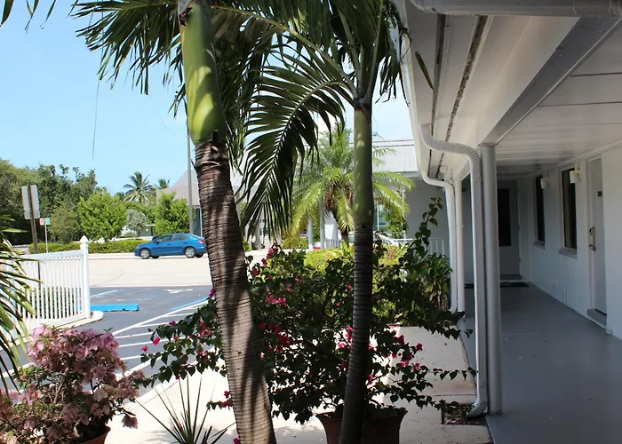 Economy Inn
