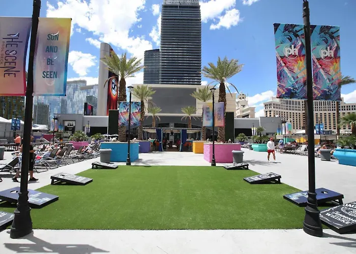 In Luxury hotels Planet Hollywood Resort & Casino By Suiteness