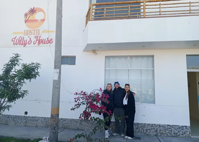 Hostel Willys House