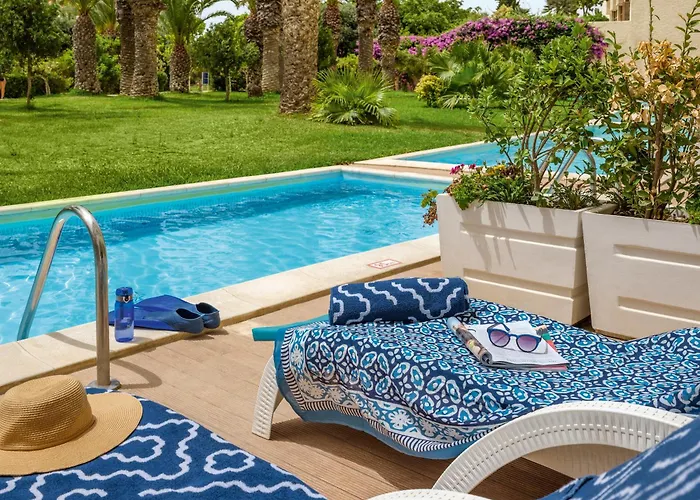 Hotel with view: Tui Blue Manar