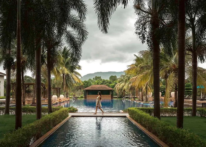 Luxury hotel only: Radisson Blu Plaza Resort & Convention Centre Karjat