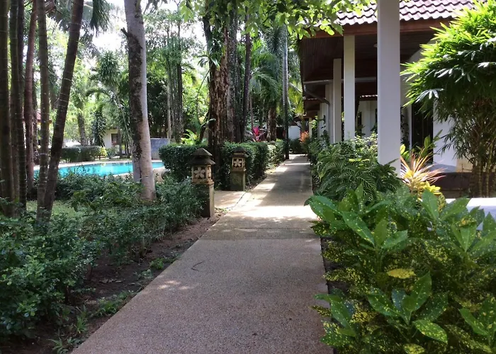 Cousin Resort