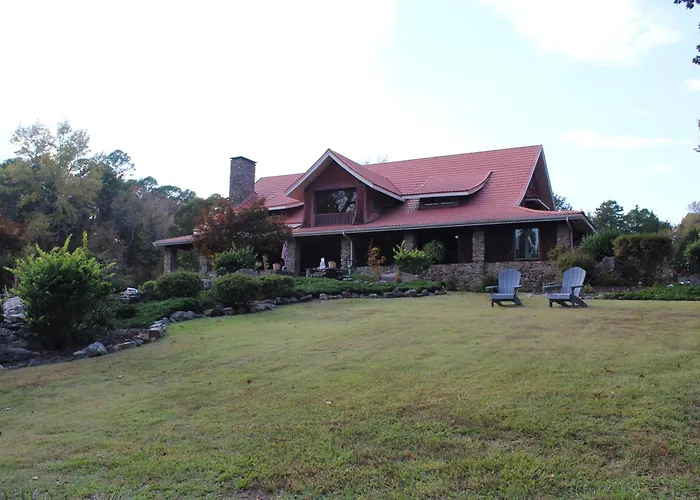 Bed and Breakfast Hilltop Manor B&B