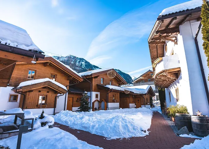 Dorfchalets & Apartments - In Kaprun Centre Including Free Entry Tauern Spa And Summer Card