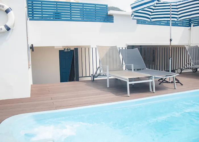 The Blue Pearl Kata Hotel