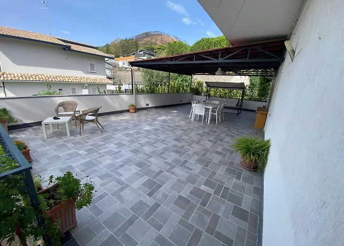 Il Vicolo House