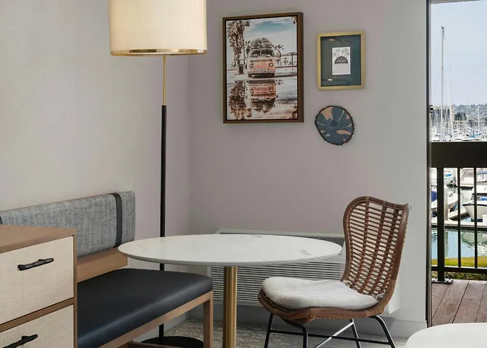 Casino hotel: Sheraton San Diego Resort