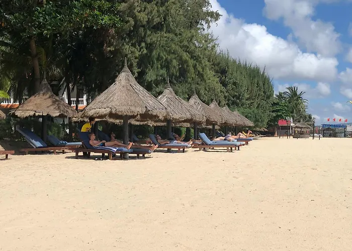 3 star hotel: Four Oceans Beach Resort - Bon Bien Mui Ne